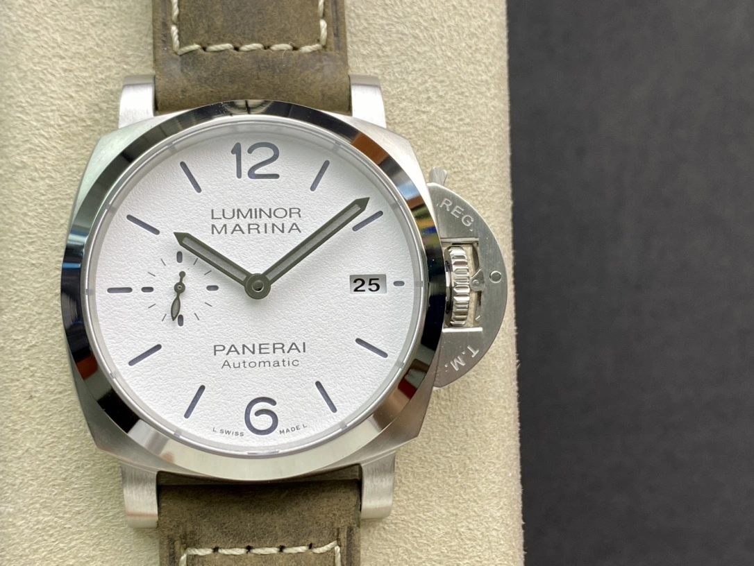 CBD Factory Panerai Luminor Marina 42mm White Dial Luminous Arabic Numerals Green Leather Strap Smooth Bezel(PAM01394) 1:1 Super Clone – DDP.9010 Movement OdorResistant 402
